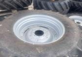 Mitas 600/65R38 op verstel velgen en 480/65R28